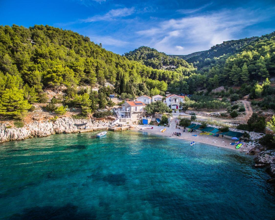 Jedra Beach Hvar Gdinj